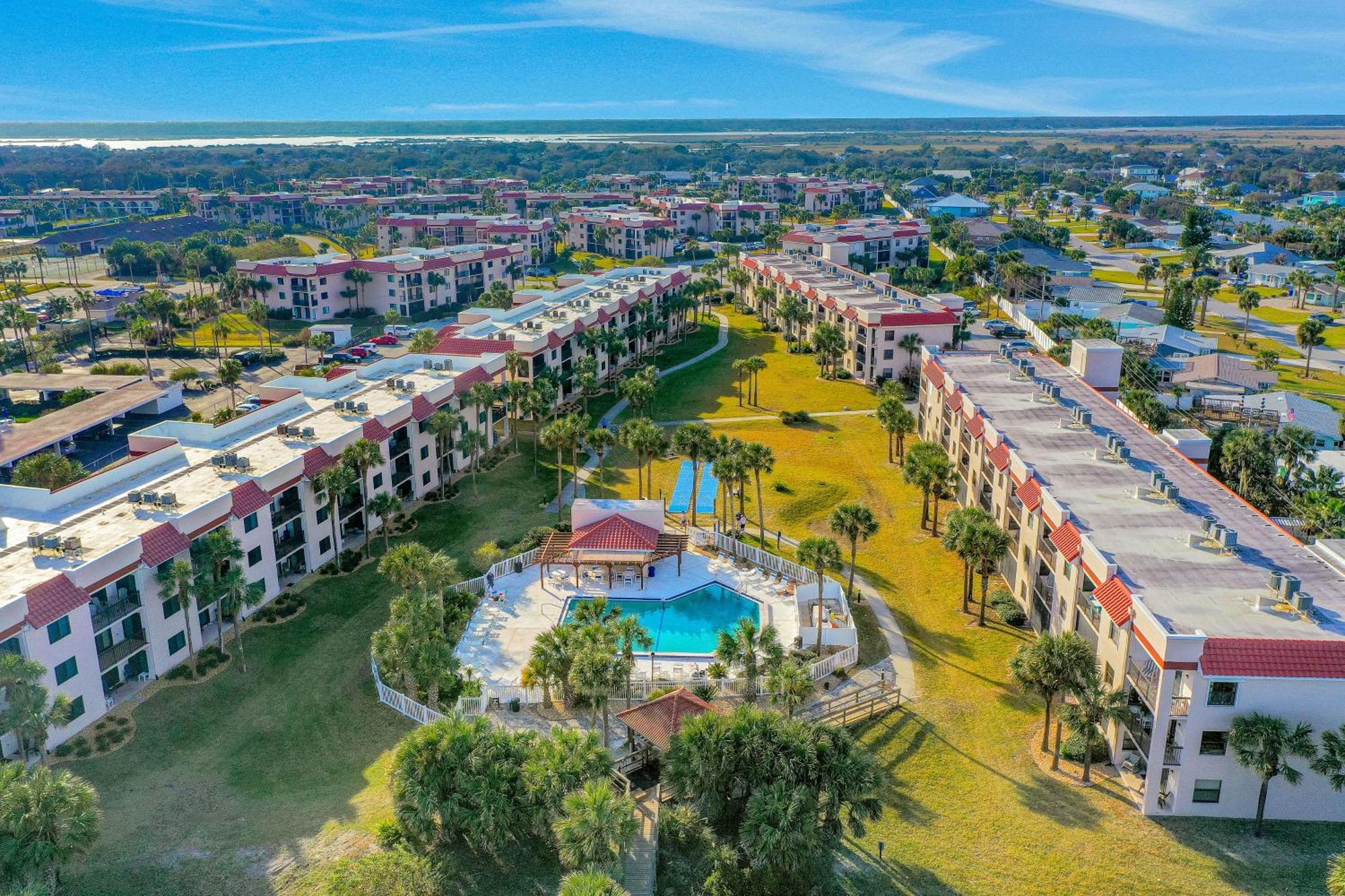 Ocean Village Club Butler Beach Ruang foto